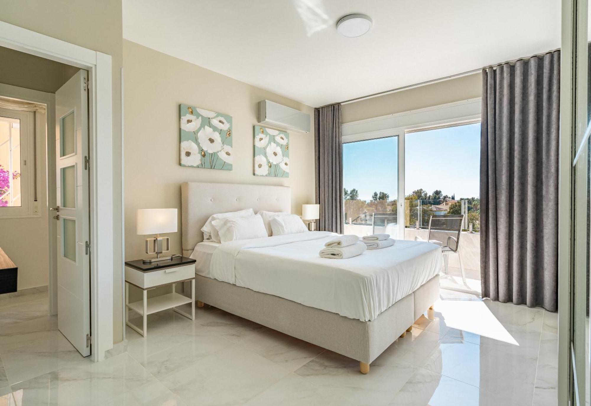 Private Luxurious Hillside Villa With Pool & Sea Views For 8 To 10 Ppl Fuengirola Eksteriør bilde