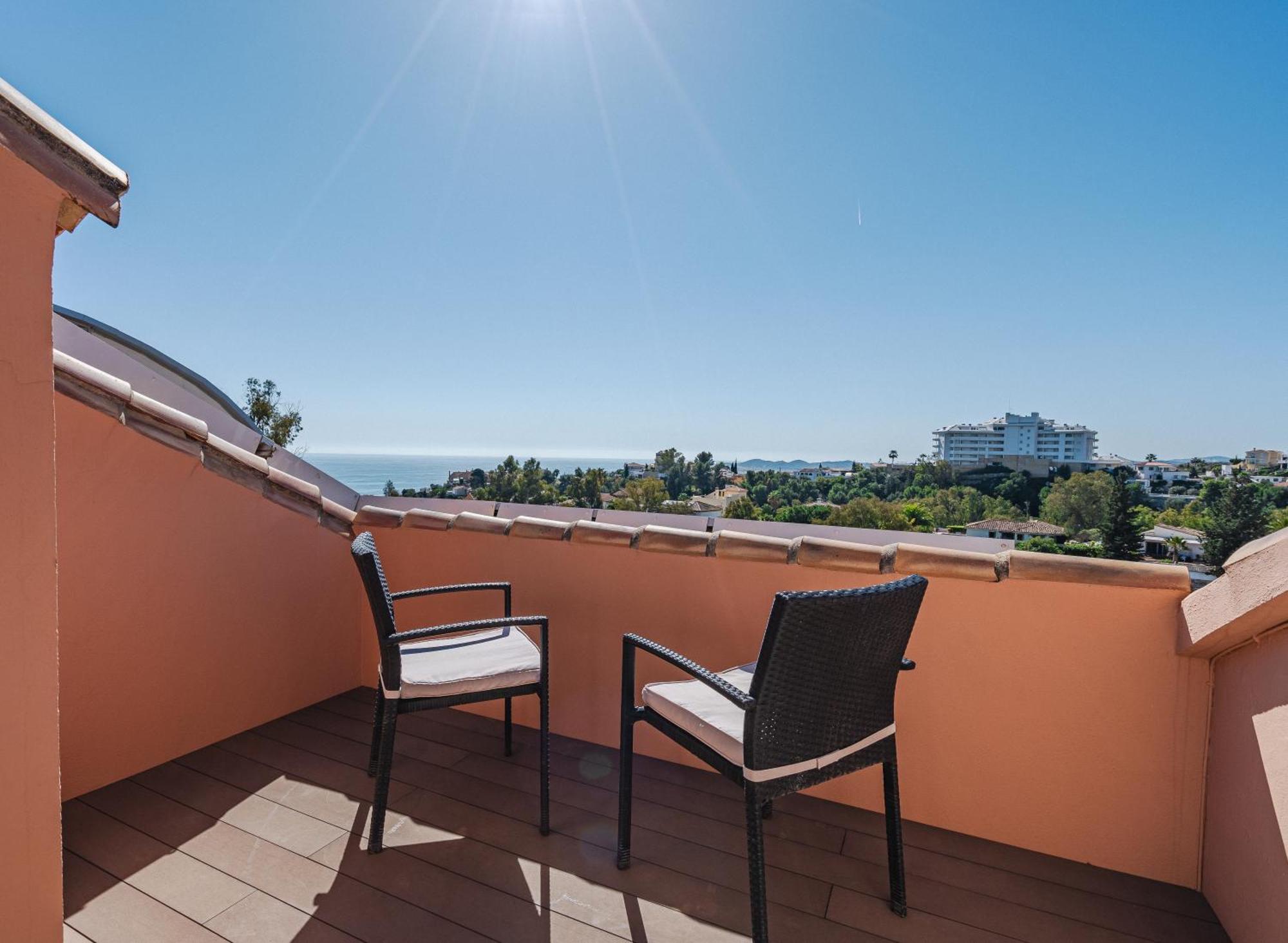 Private Luxurious Hillside Villa With Pool & Sea Views For 8 To 10 Ppl Fuengirola Eksteriør bilde