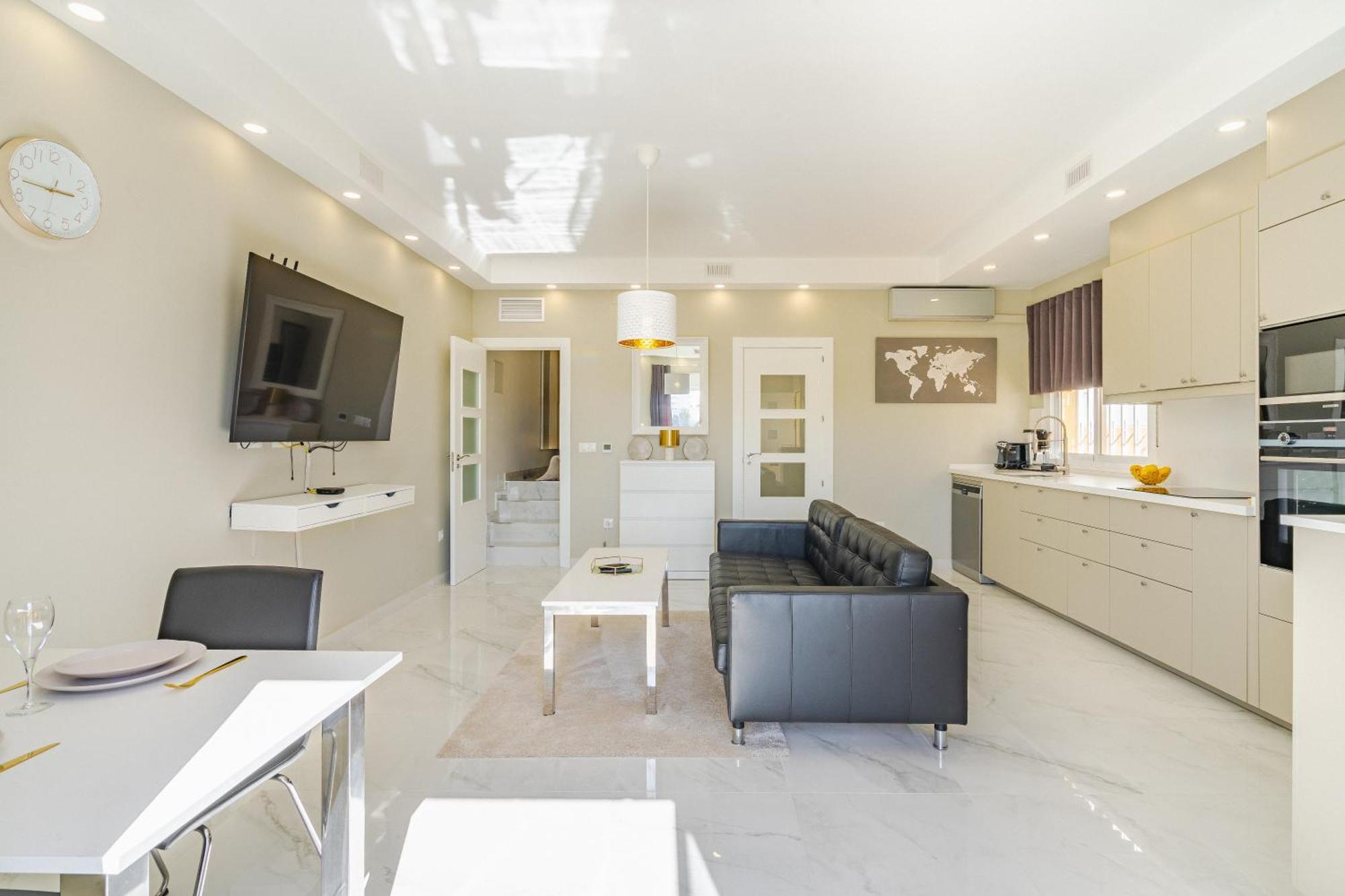 Private Luxurious Hillside Villa With Pool & Sea Views For 8 To 10 Ppl Fuengirola Eksteriør bilde