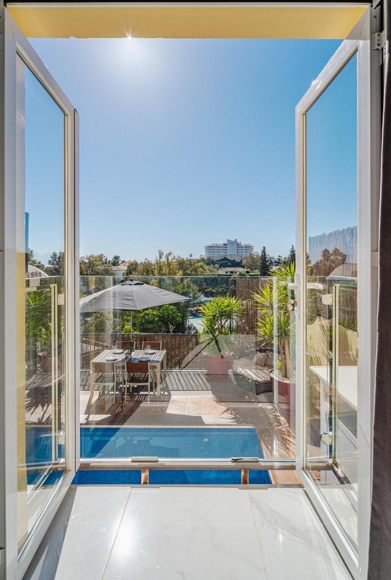 Private Luxurious Hillside Villa With Pool & Sea Views For 8 To 10 Ppl Fuengirola Eksteriør bilde